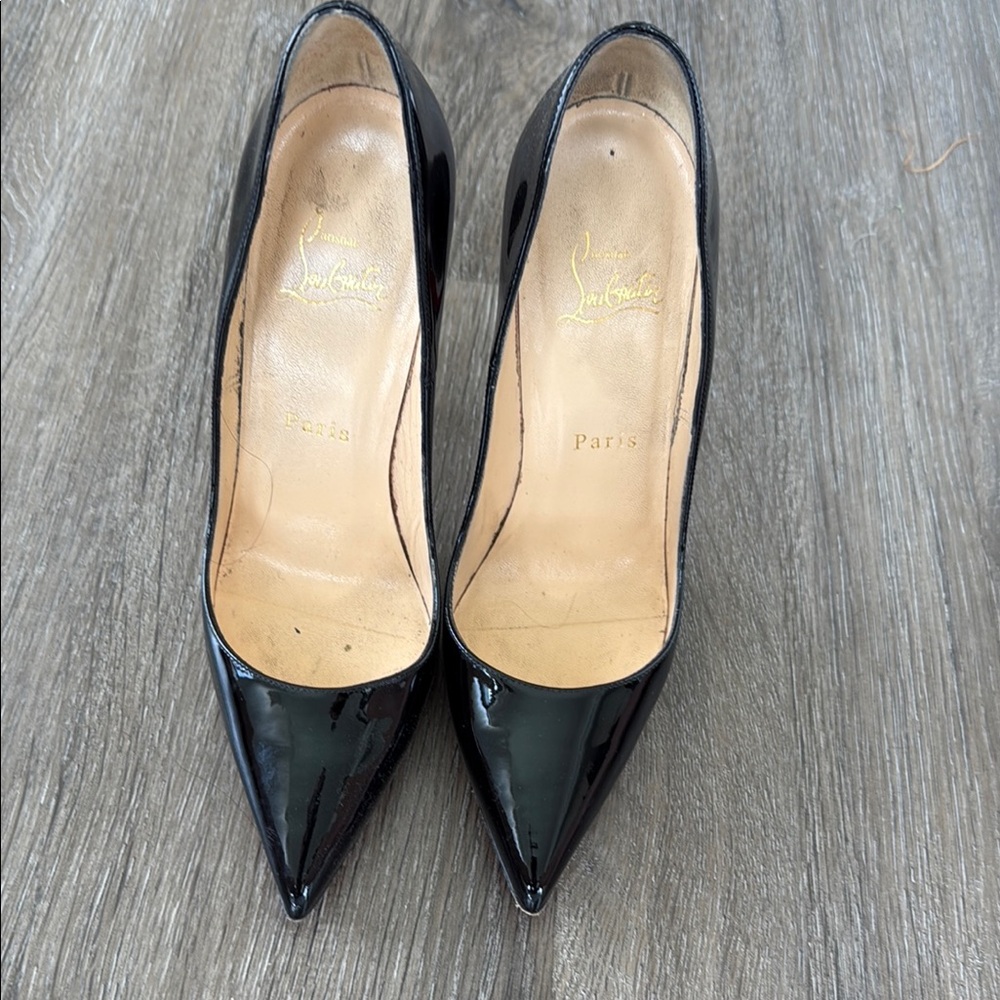 Christian Louboutin Black Heels Sleek Design